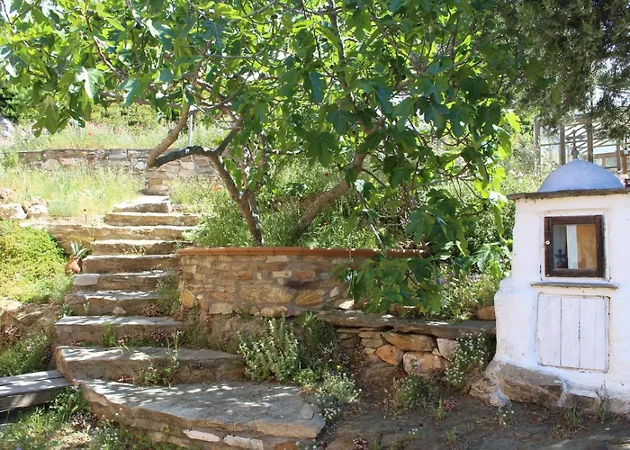 Varias Art House Apartman Kaliráhi